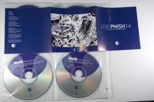 Live Phish 14 - 10.31.95 Rosemont Horizon, Rosemont, IL (10)